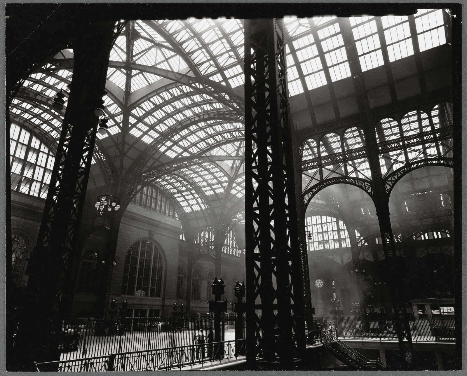 New York City Old 8X10 Photo 1930's Penn. Station, Interior 58514783
