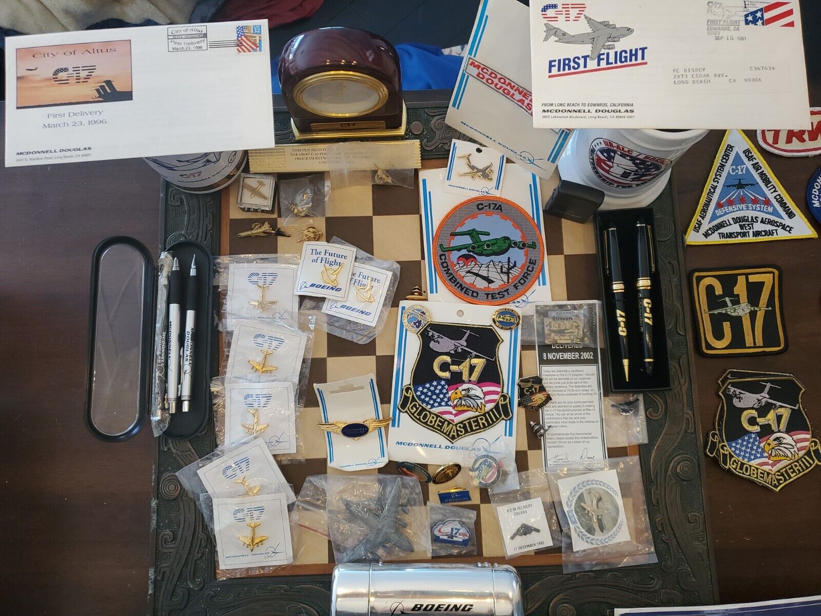 vintage boeing collectibles. There are badges & pins & stickers & zippo.