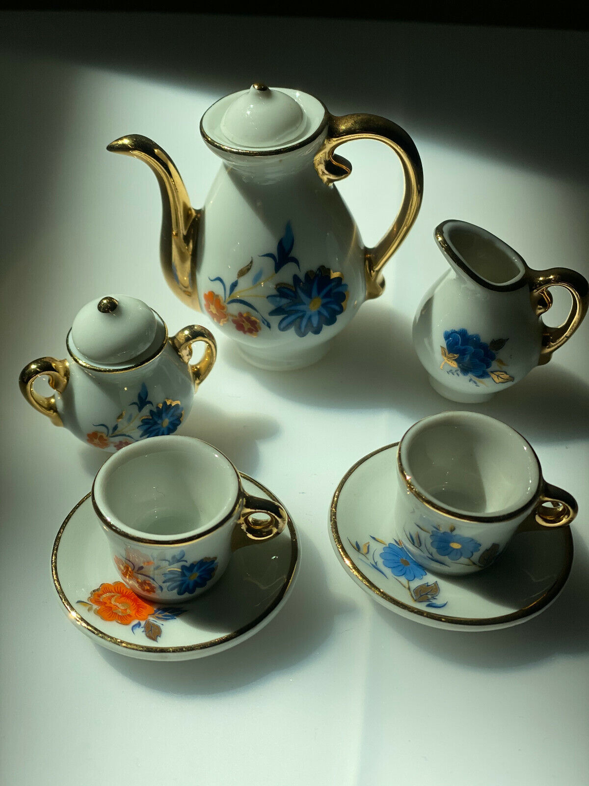 Guillen Porcelain Miniature Coffee/Tea 9-Piece Set Made in Madrid, Spain