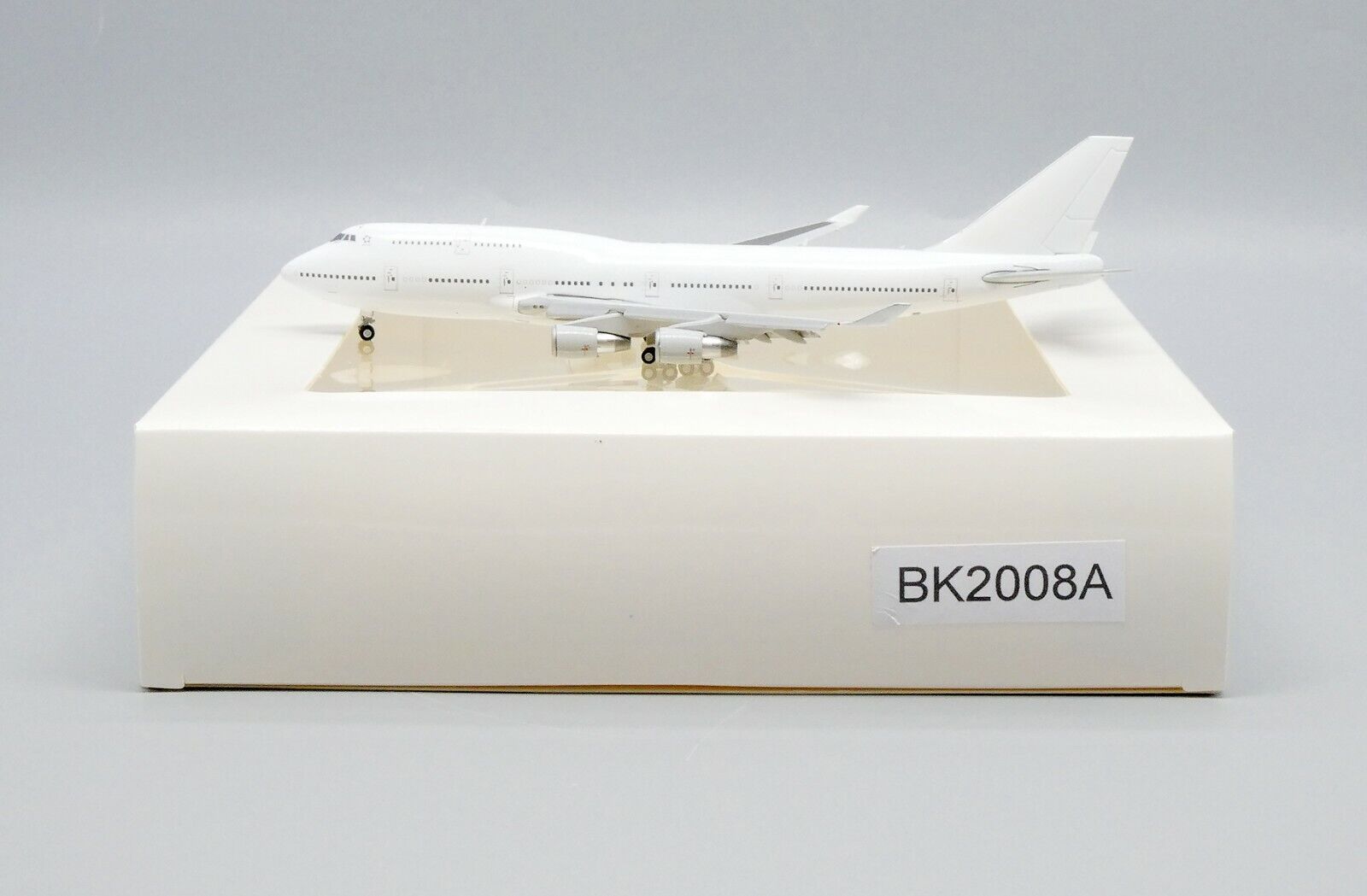 Blank B747-400 PW Engines Scale 1:400 JC Wings Diecast FLAPS DOWN BK2008A 