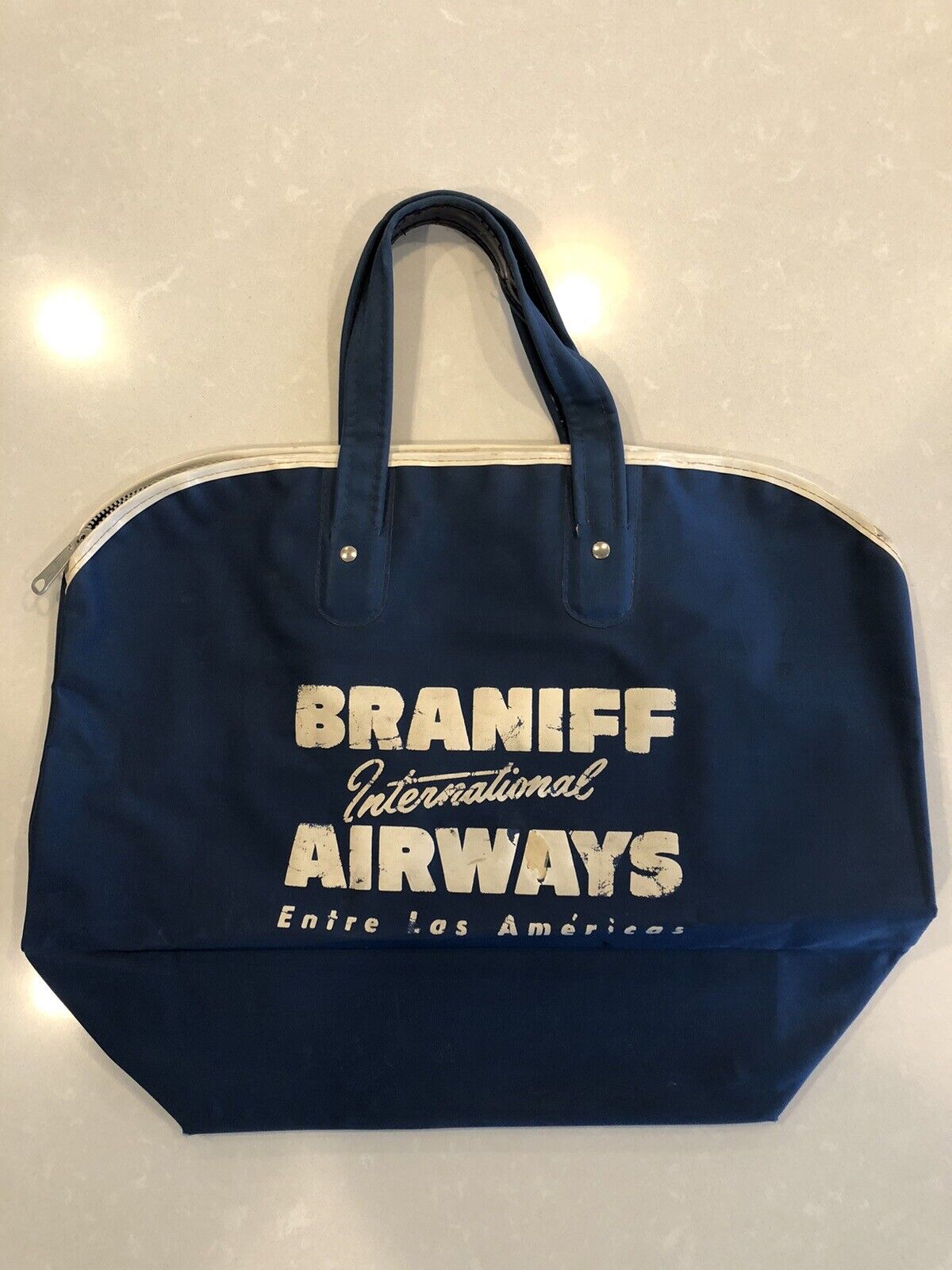 Vintage Braniff Airlines Travel Bag READ DESCRIPTION Flight Travel Airplanes