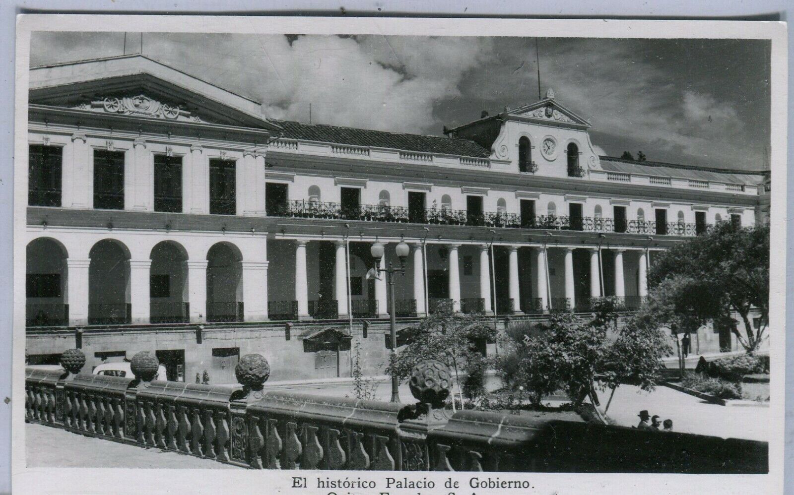 Ecuador Quito - El Historico Palacio de Gobierno old real photo postcard