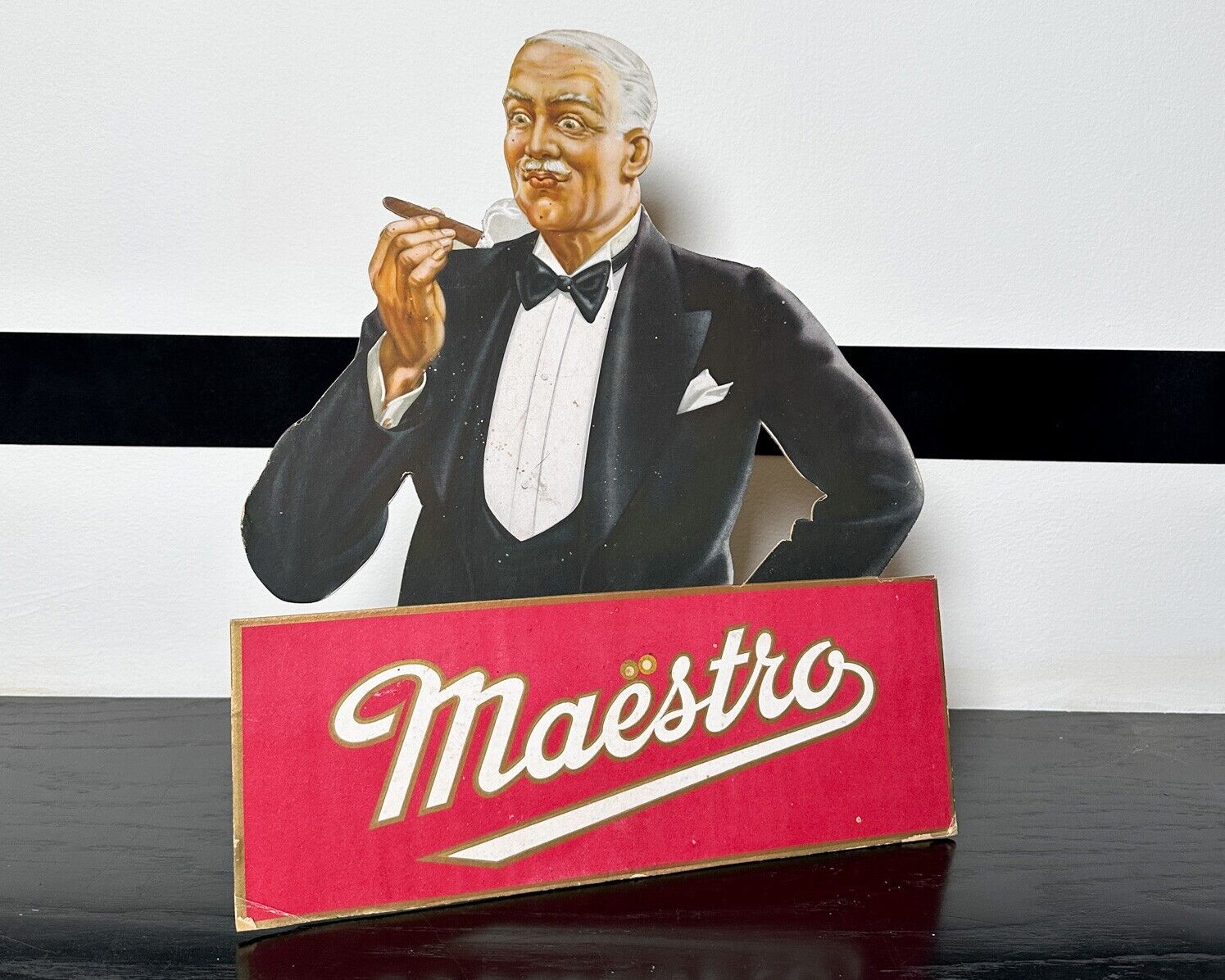 Rare 1920s Maestro Cigar Advertising Board Sign