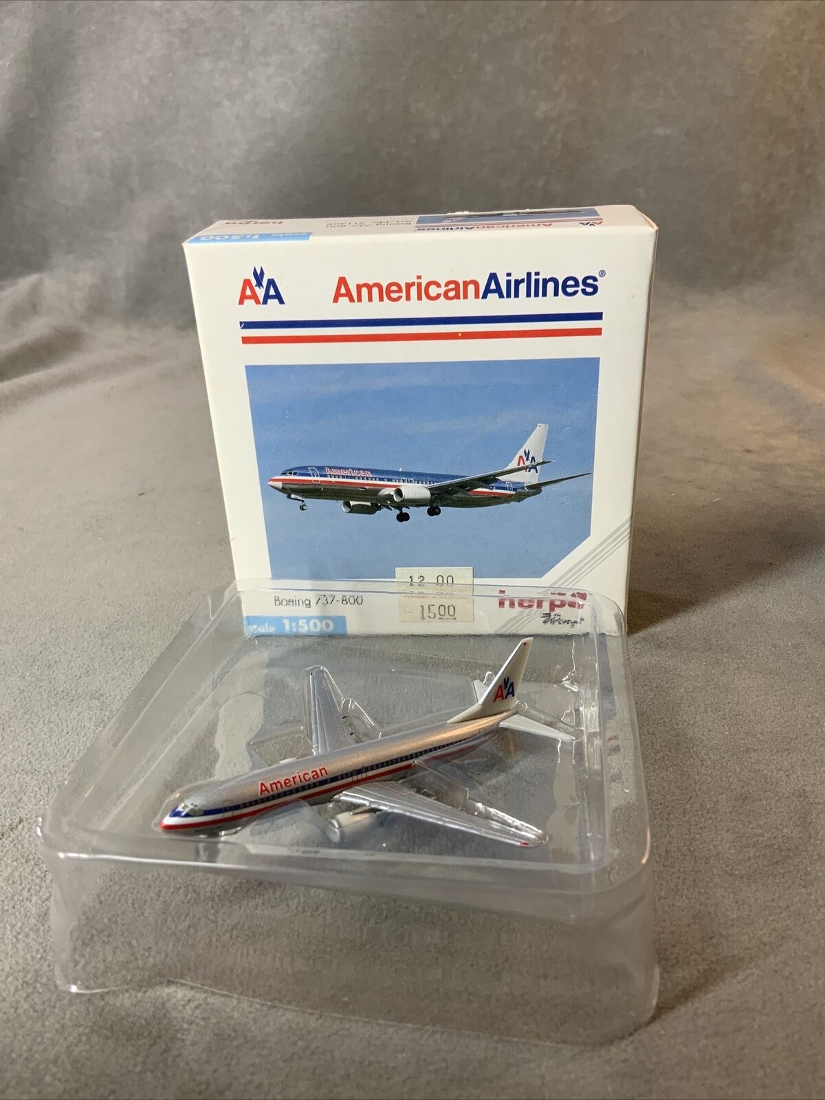 Vintage Herpa Wings 511469 Boeing 737-800 American Airlines 1:500 Diecast Model