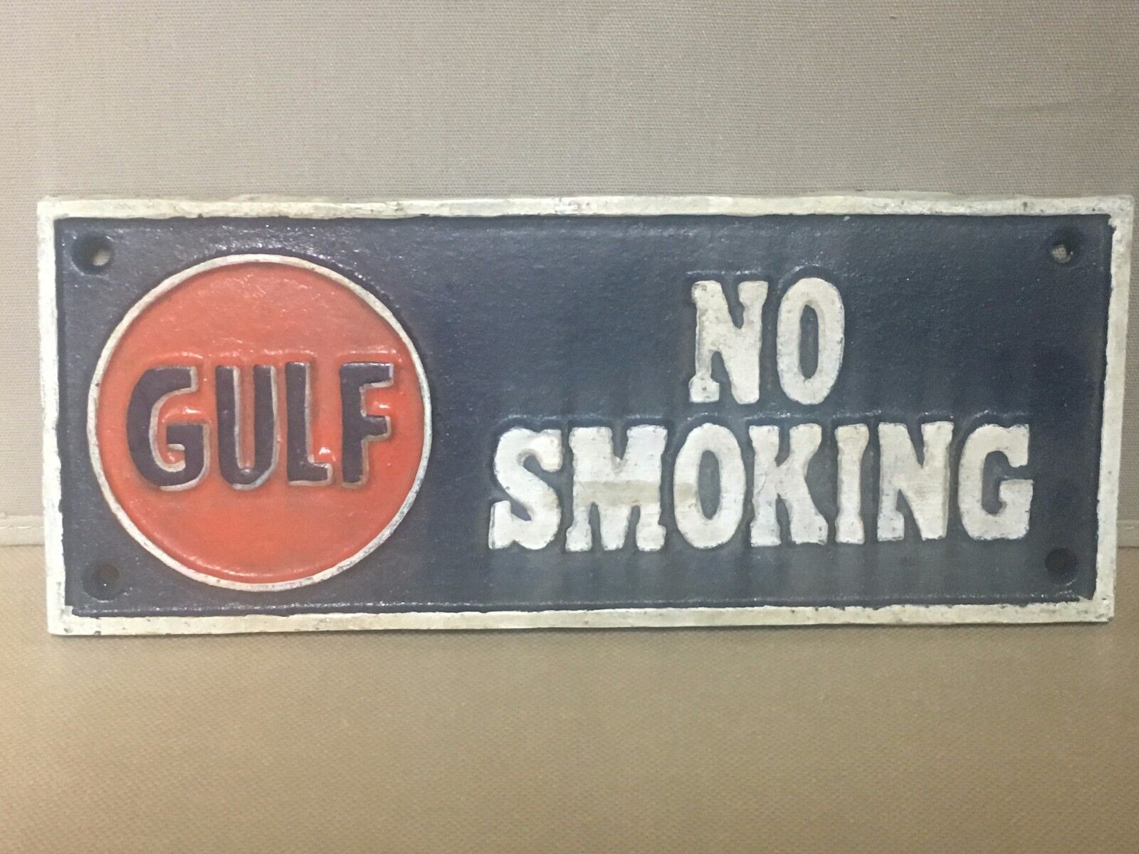 ~~~~Cast iron GULF NO SMOKING gasoline sign motor oil pump plates ~~~~~ C3