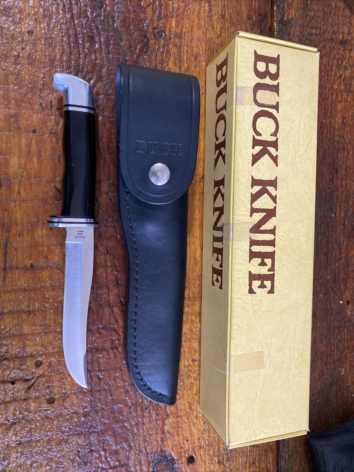 Rare New Old Stock BUCK Knife USA #105 Fixed Blade Knife (1972-1986). W Box. 363