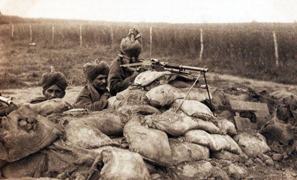 Wwi Indian Soldiers Operating A Hotchkiss Machine Gun 1915 Old Photo
