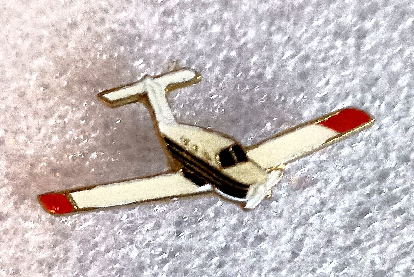 Vintage 1980s Beechcraft Aircraft Turbo Prop Plane Collectible Pin New NOS