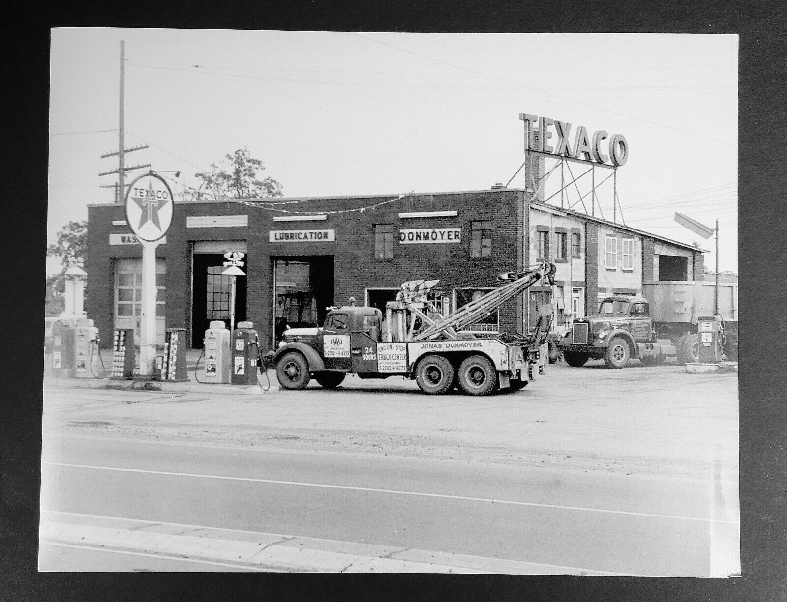 Vintage 50\'s Texeco Station Photo Jonas Donmoyer Rt. 22 Ono Penn. 11\