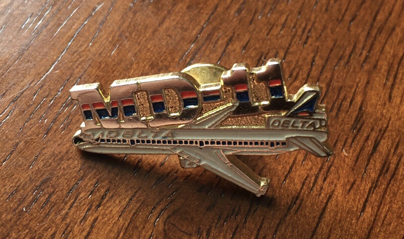 Hard To Find Vintage Delta Air Lines Aircraft McDonnell Douglas MD-11 Lapel Pin