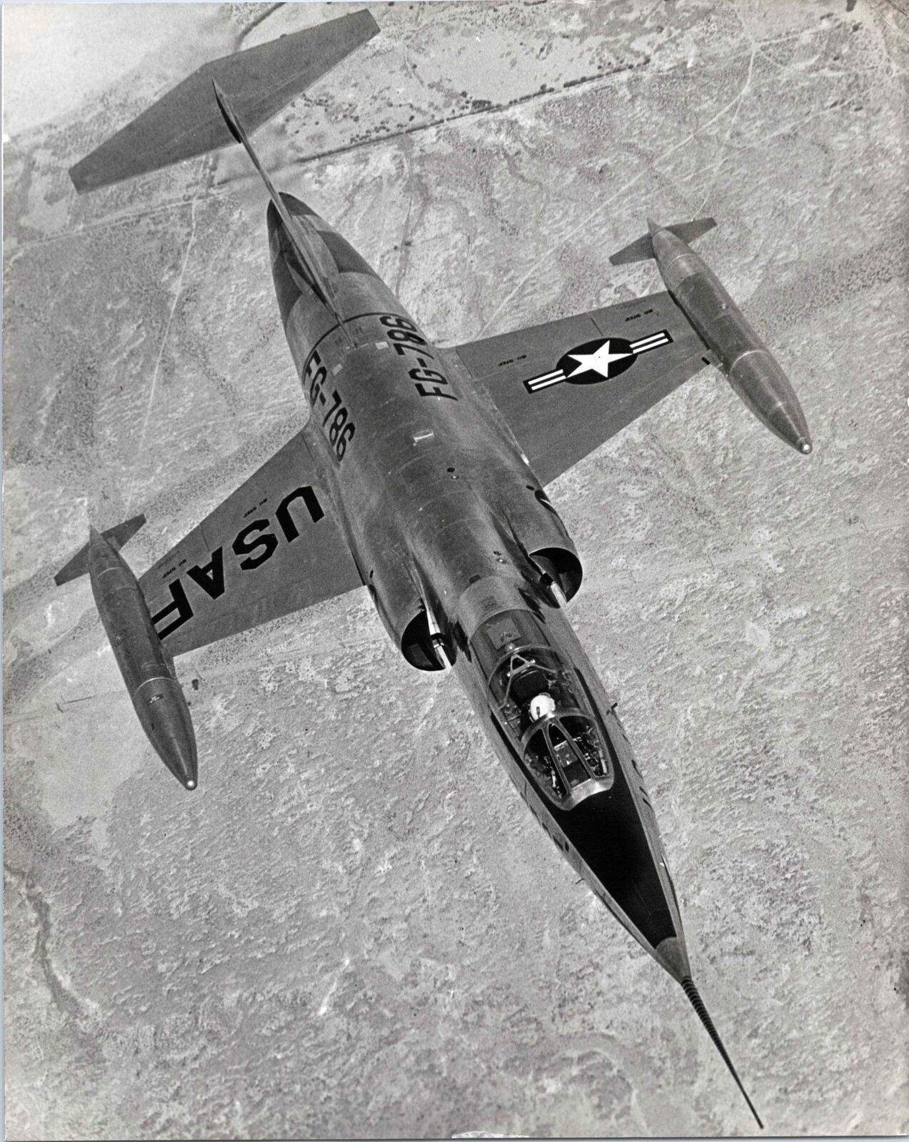 LOCKHEED F-104 STARFIGHTER FG-786 LARGE VINTAGE ORIGINAL MANUFACTURERS PHOTO