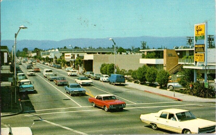 Vintage Postcard Santa Cruz Avenue Menlo Park CA California 1973           J-642