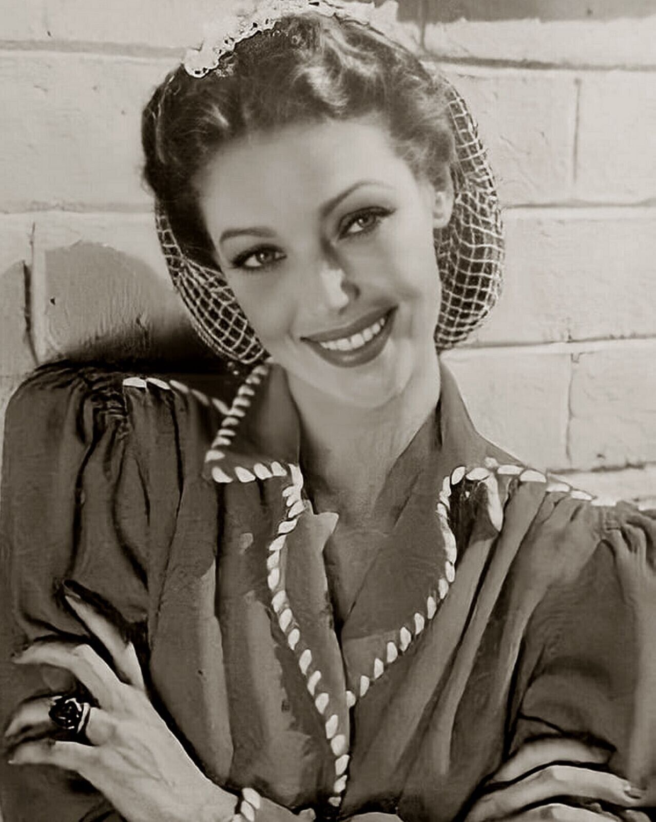 Iconic Actress LORETTA YOUNG Classic Retro Portrait Picture Photo 4x6