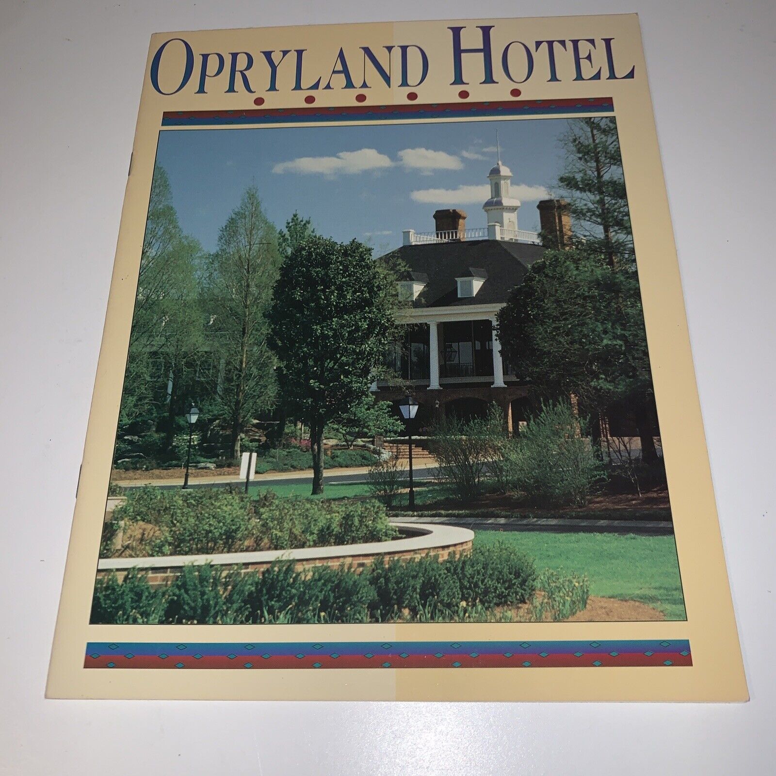 1994 Nashville Tennessee Opryland Hotel souvenir booklet-Grand Ole Opry Rare