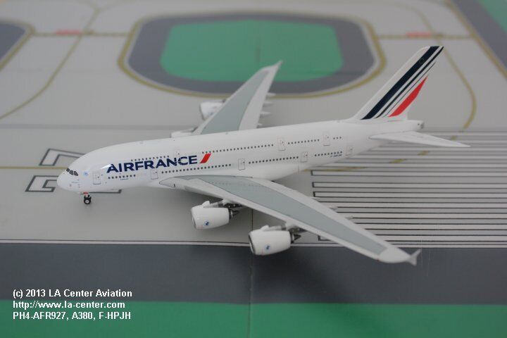 Phoenix Model Air France Airbus A380 in Last Color Color Diecast Model 1:400