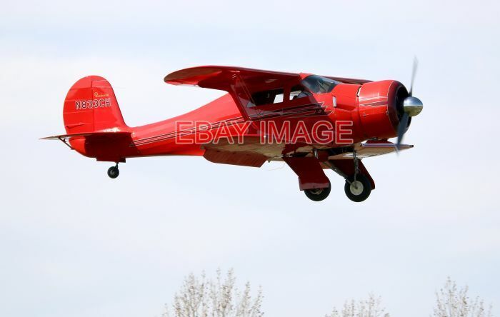 PHOTO  AEROPLANE N833CH BEECH D17S STAGGERWING EARLS COLNE 300321 - THIS SUPERB