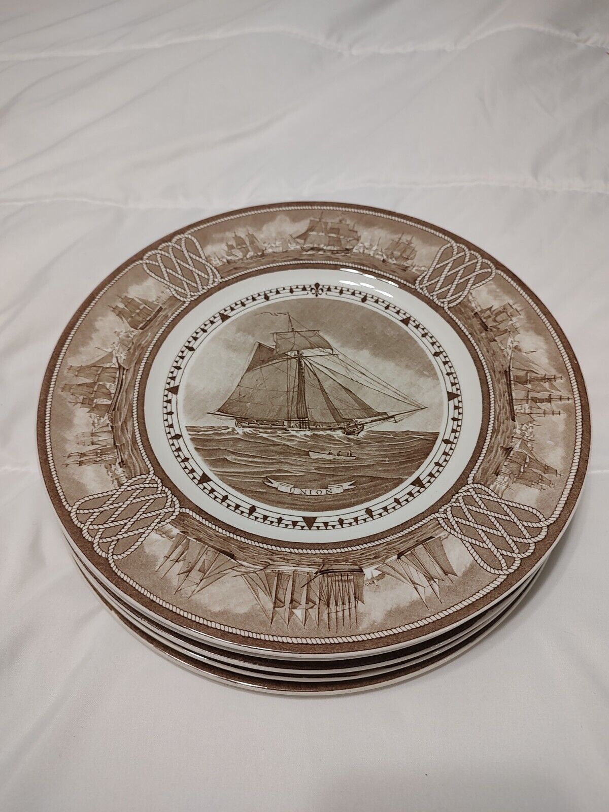 Set of 6 Wedgewood The American Sailing Ships Dinner Plates