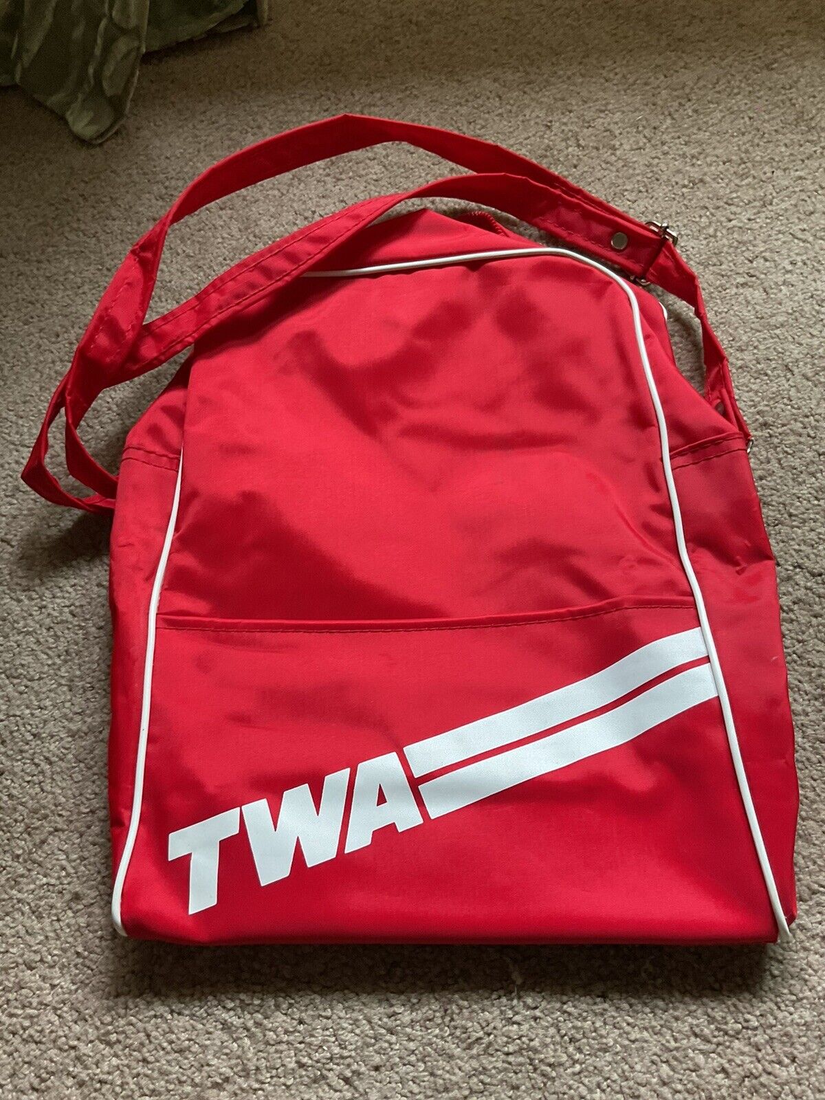 Vintage Airtex TWA Trans World Airlines Carry On Tote Travel Bag Red