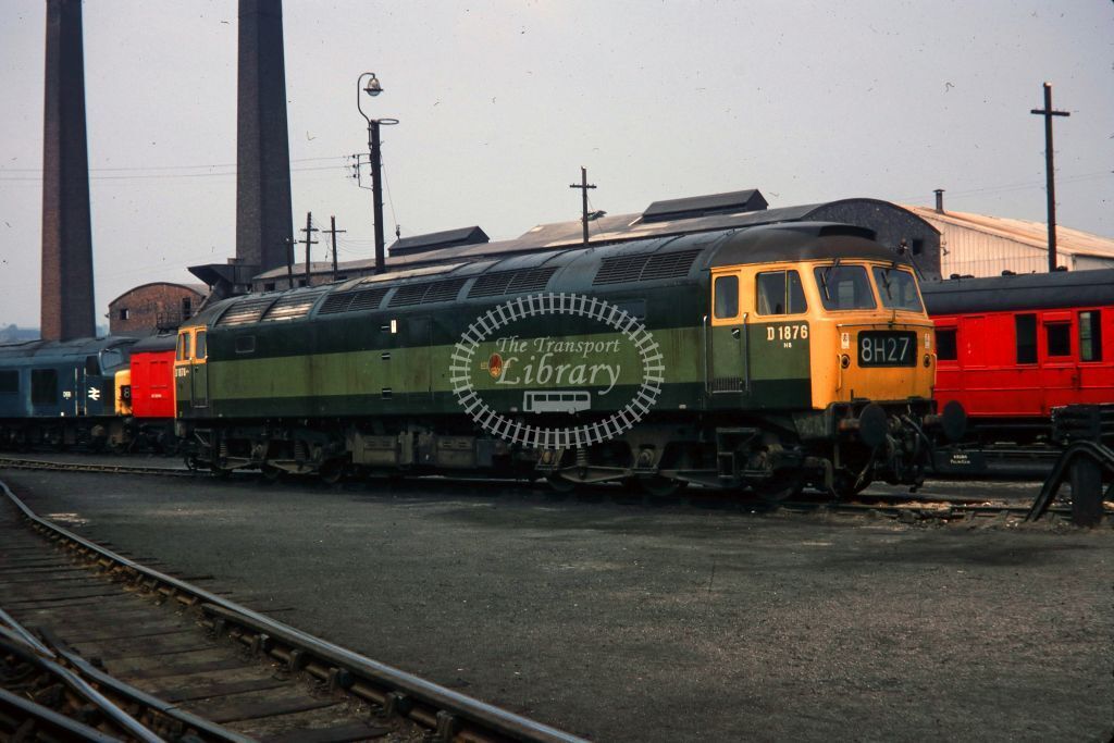 PHOTO British Railways Diesel locomotive D1876BR Brush Staveley Barrow Hill 1968