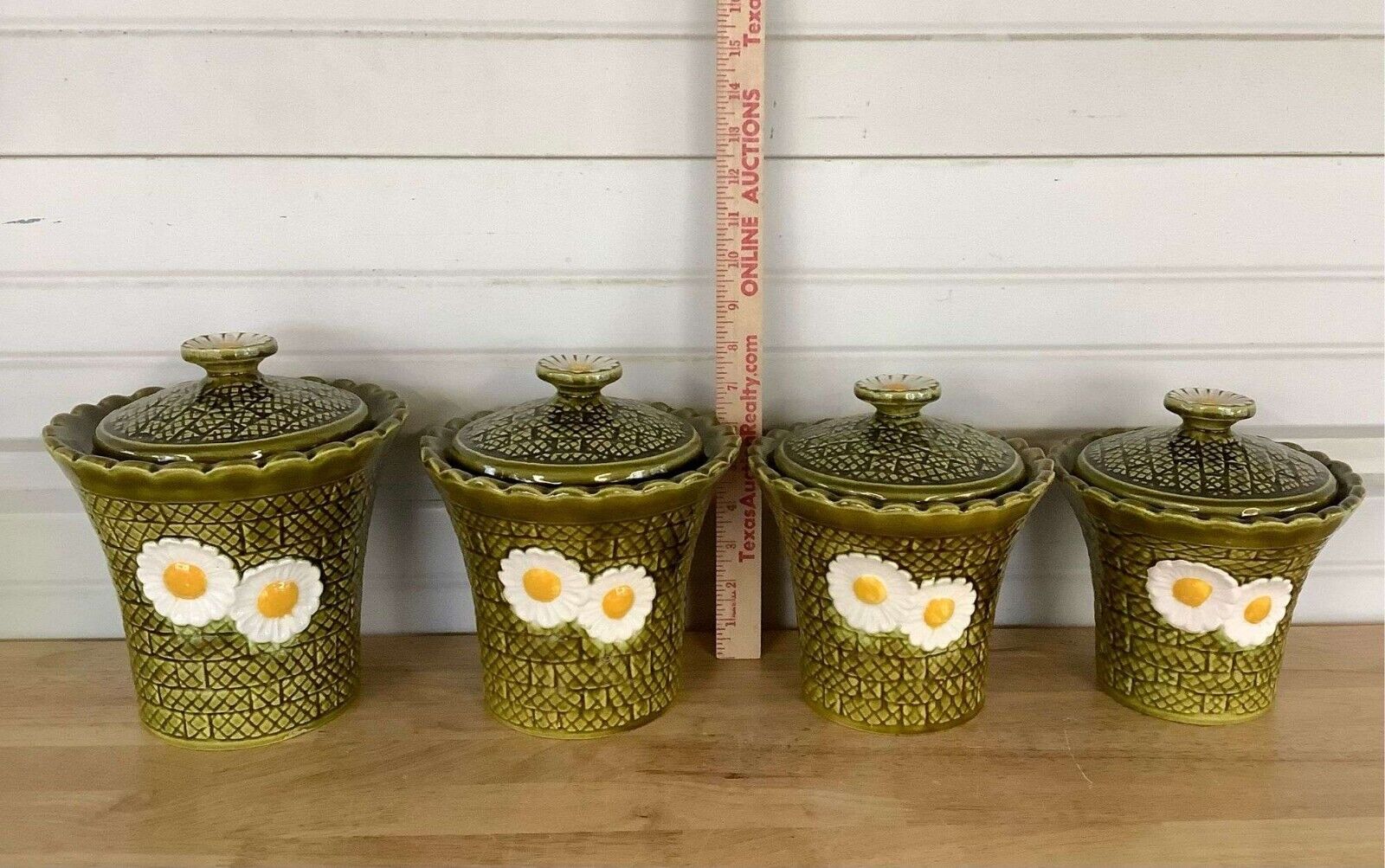 Four Vintage Majolica 1970s Daisy Green Basket Weave Pattern Cookie Biscuit Jars