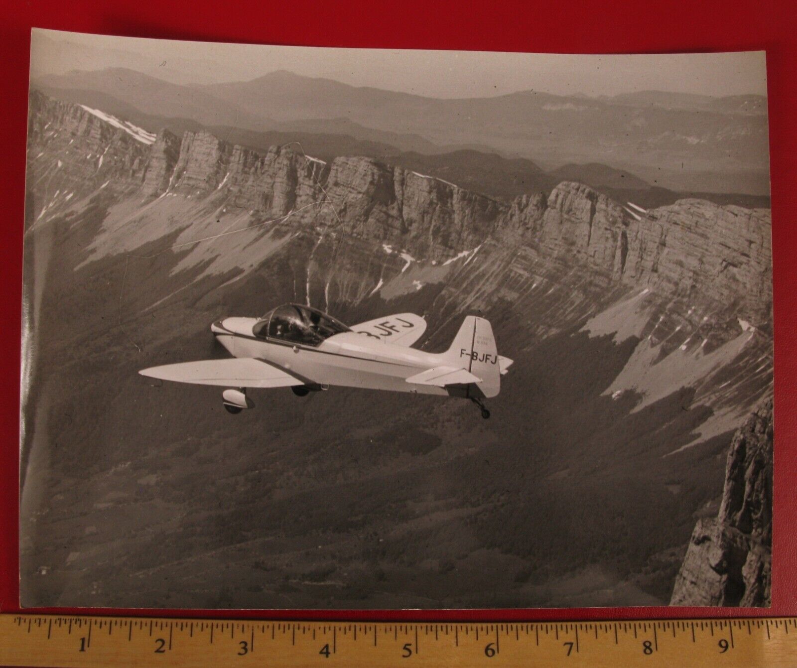 VINTAGE PHOTOGRAPH PHOTO AIRPLANE AIRCRAFT SINGLE PILOT FLYING OVER CANYON 