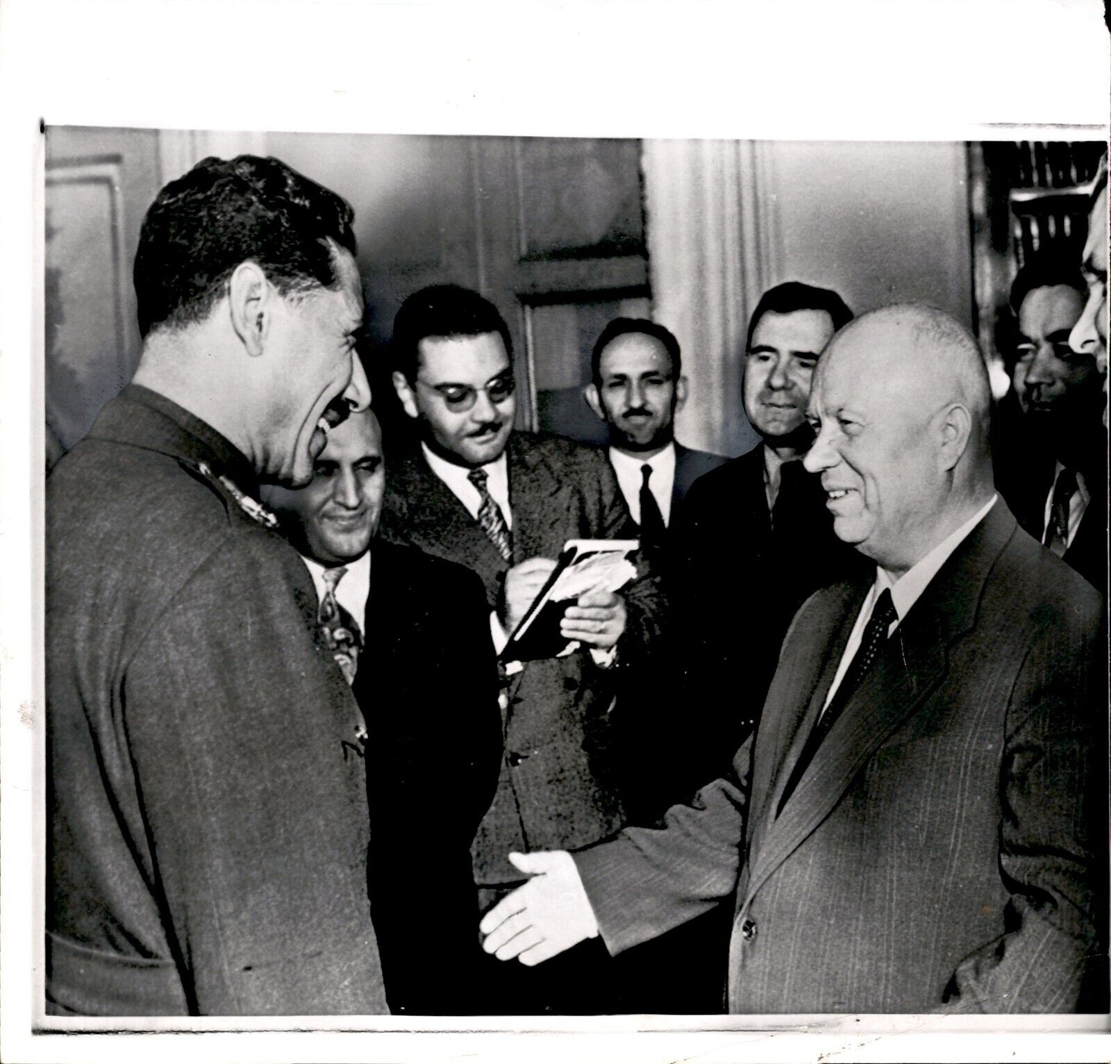 LG56 1958 Wire Photo SOVIET PREMIER KHRUSHCHEV WELCOMES MARSHAL ABDEL HAKIM AMER