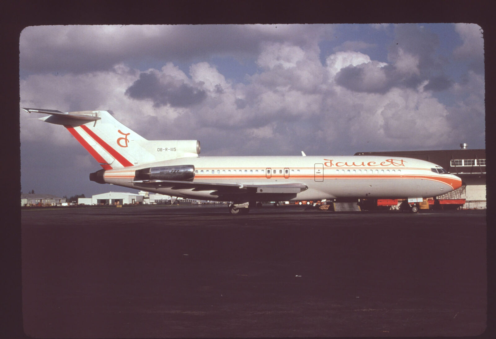 Dupe 35mm airline slide Faucett 727-100C OB-R-1115 [3121]
