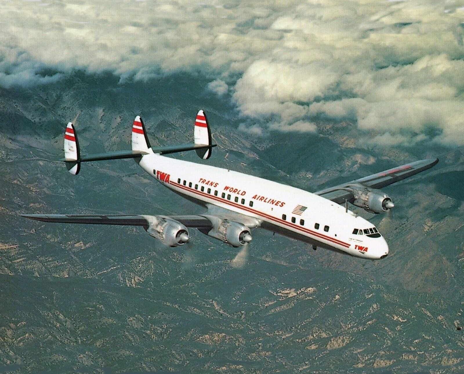 TWA  Lockheed CONSTELLATION Photo #2 (217-C)