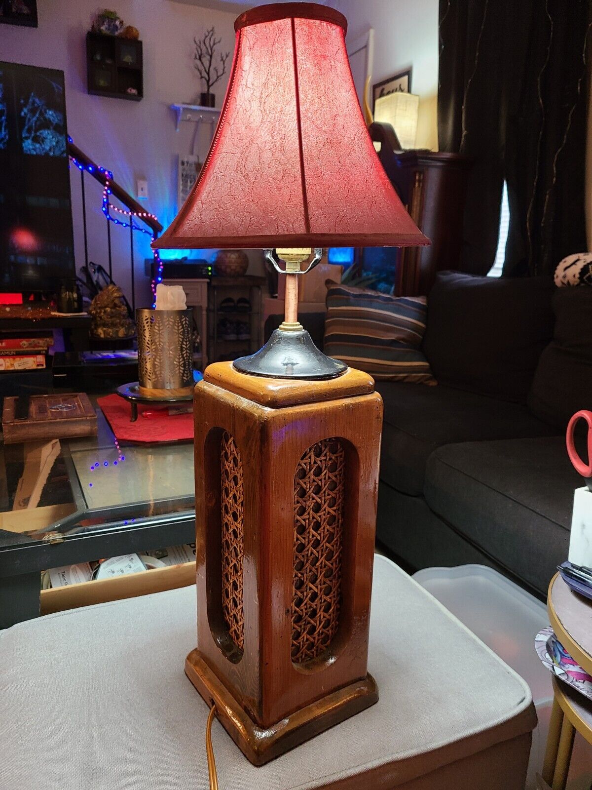 Vintage Wooden Table Lamp W/Wicker Decor 29