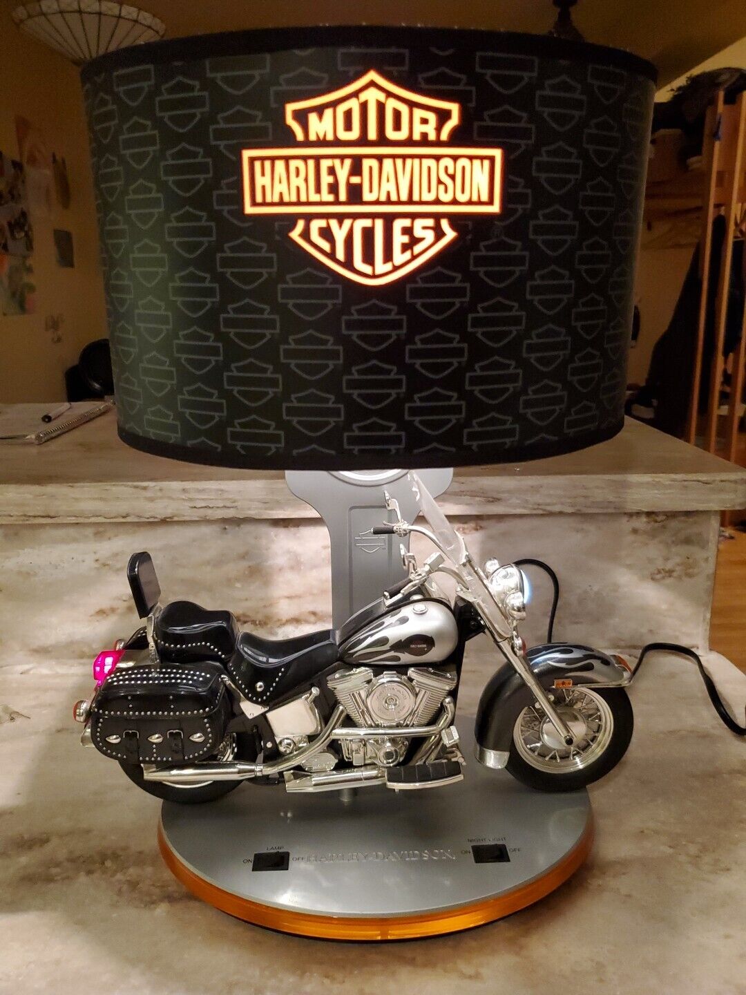 PRISTINE 2004 Harley-Davidson Heritage Softail Table Lamp W/ Sound Works 