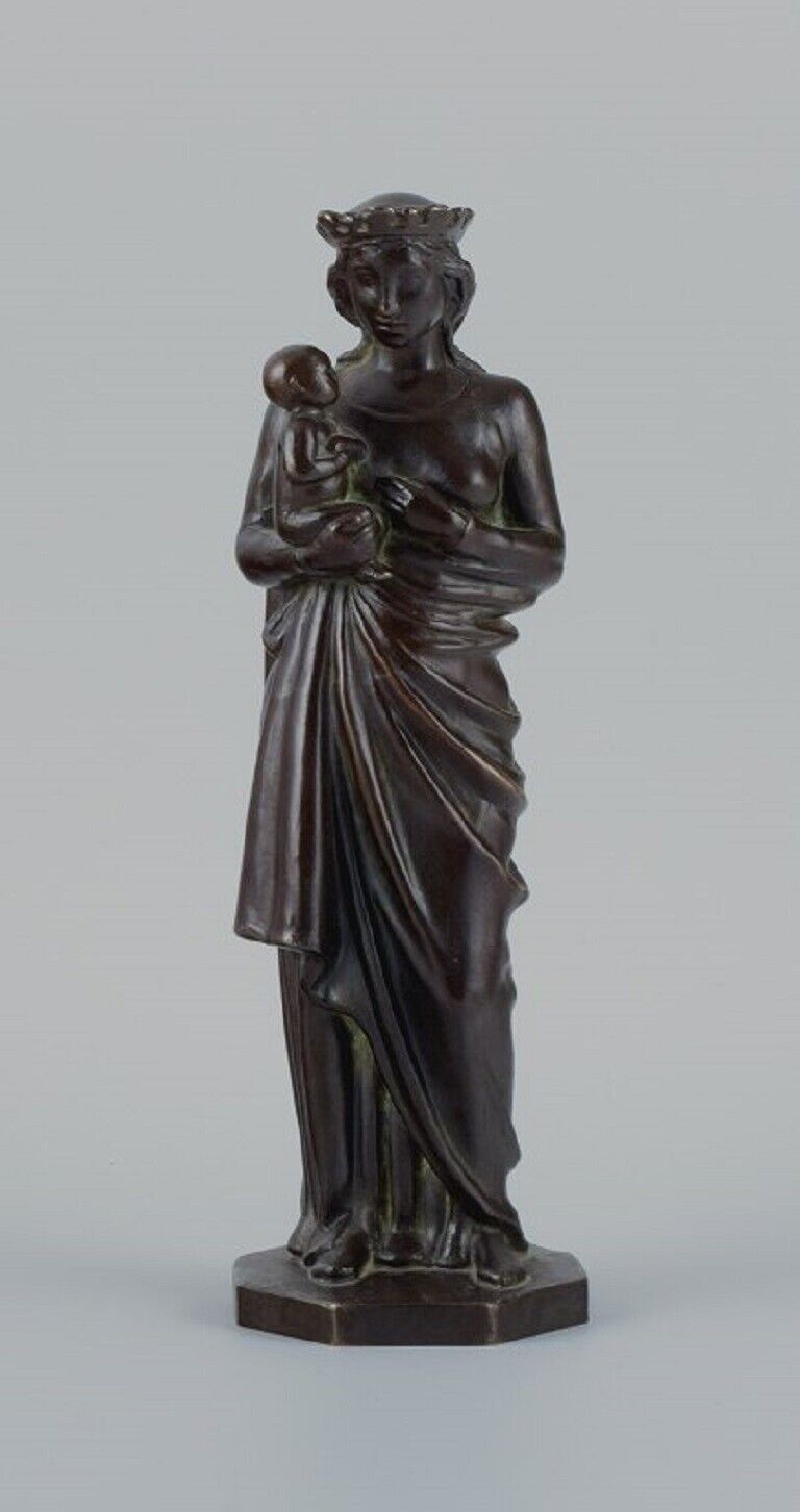 Johan G. C. Galster (1910-1997). Bronze figure of the Virgin Mary and Child.