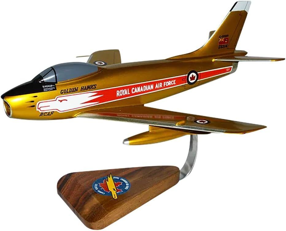 RCAF North American F-86 Sabre Canada Golden Hawks Desk 1/32 Model SC Airplane