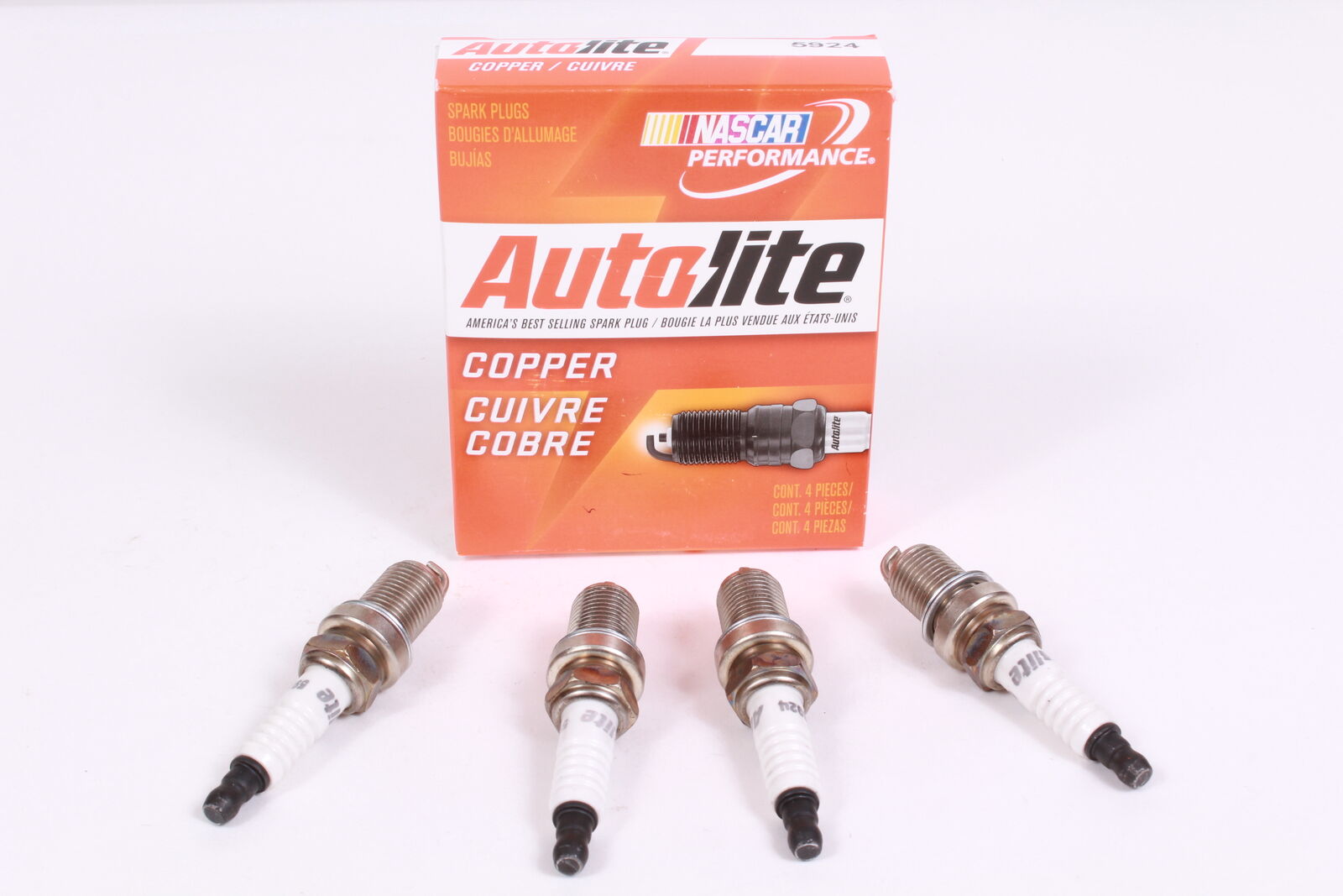 Box of 4 Genuine Autolite 5924 Copper Resistor Spark Plugs