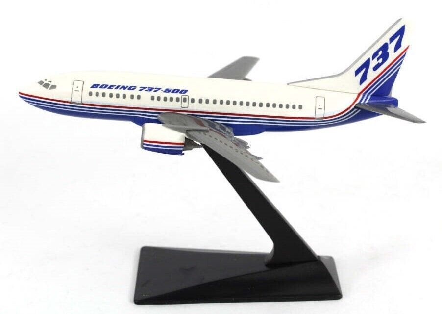 Flight Miniatures Boeing 737-500 Old House Color Desk Top 1/200 Model Airplane