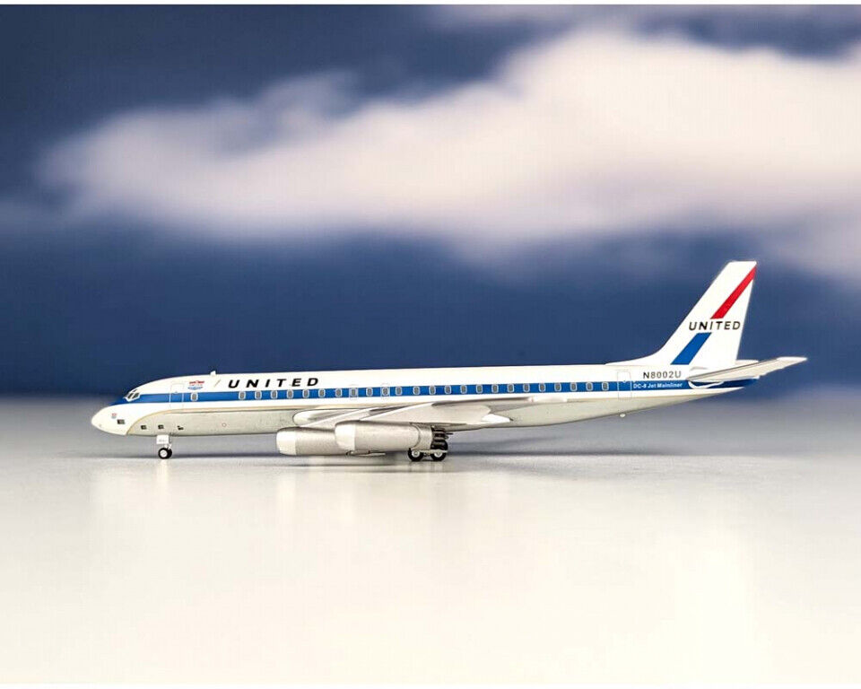Aeroclassics AC219469 United Airlines DC-8-12 N8002U Diecast 1/200 Model + GSE