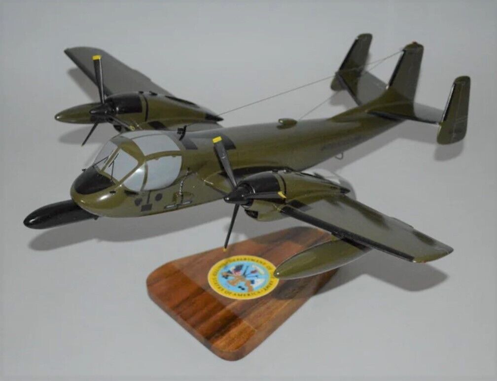 US Army Grumman OV- Mohawk With SLAR Desk Top Display Model 1/32 SC Airplane New