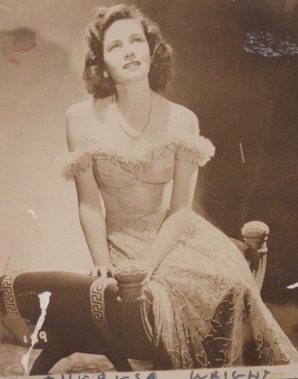 Theresa Wright (1940s) ❤ Hollywood Beauty - Stylish Pose Vintage Photo K 197
