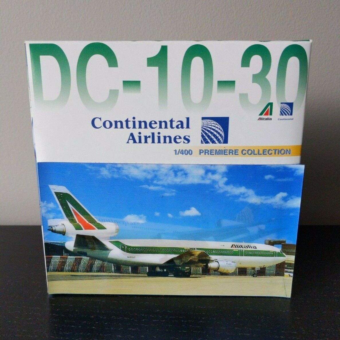 Dragon Wings 1:400 Continental Airlines/Alitalia Split Livery DC-10-30 55267B