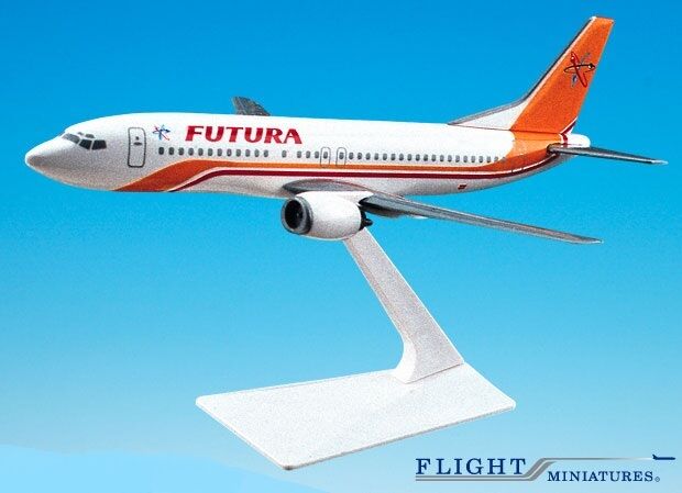 Flight Miniatures Futura Boeing 737-400 Desk Top Display 1/185 Model Airplane