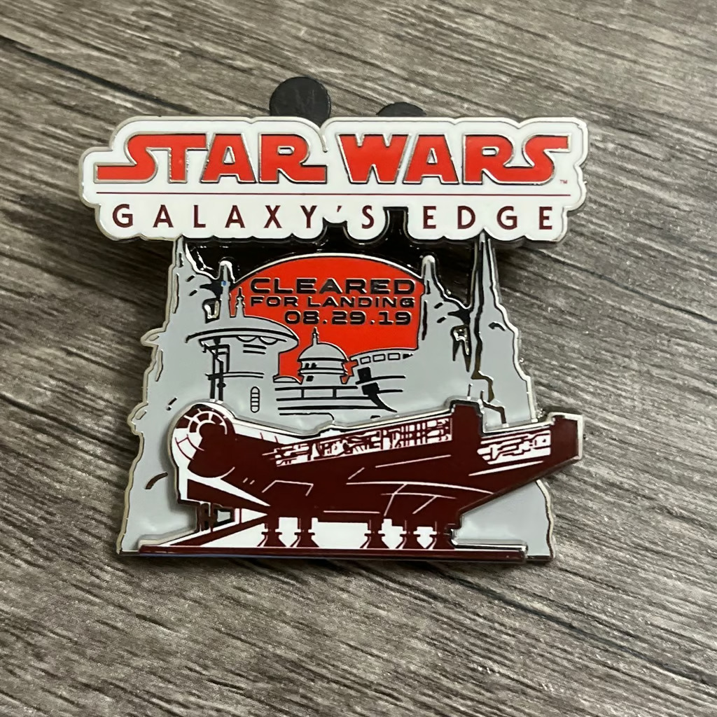 Disney Trading Pin 136253 Star Wars Galaxy Edge Cleared For Landing Opening Day