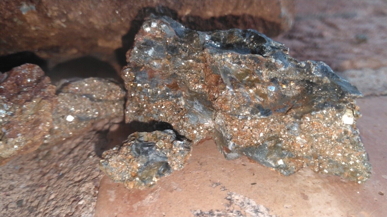 50 kilos of Green shale arizona gold silver copper ore from the Motherlode Vein
