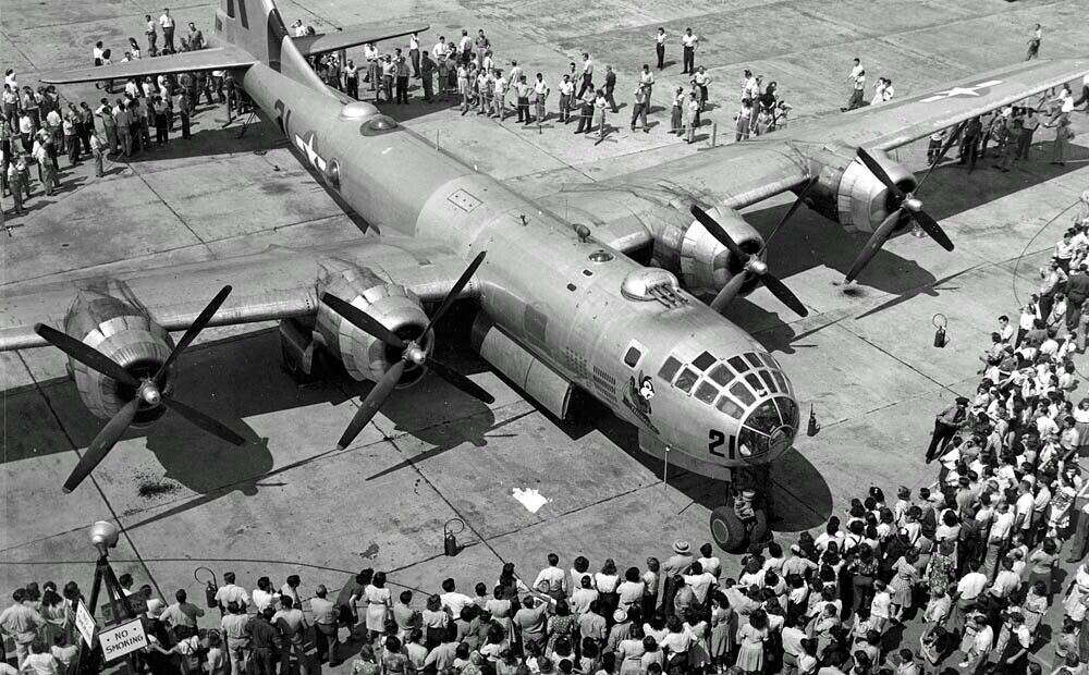 WW2 WWII Photo Boeing B-29 Superfortress \