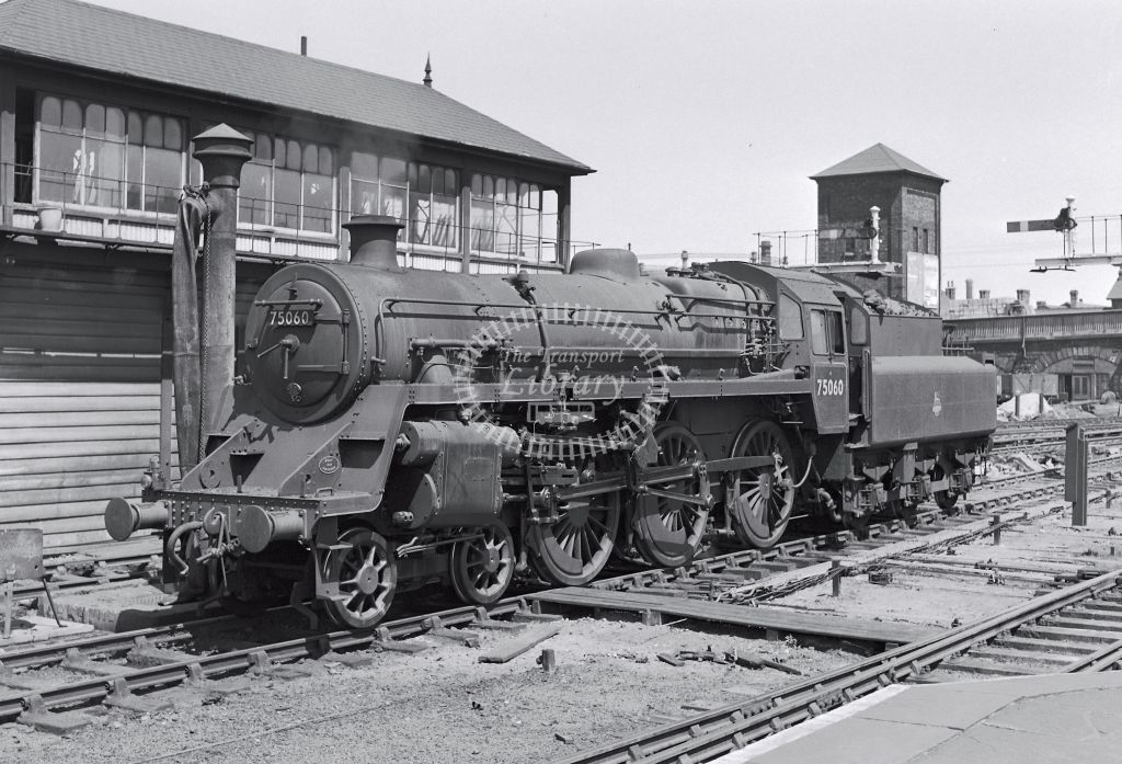 PHOTO  BR British Railways Steam Locomotive Class 4MT 2-6-0 75060  at Nottingham