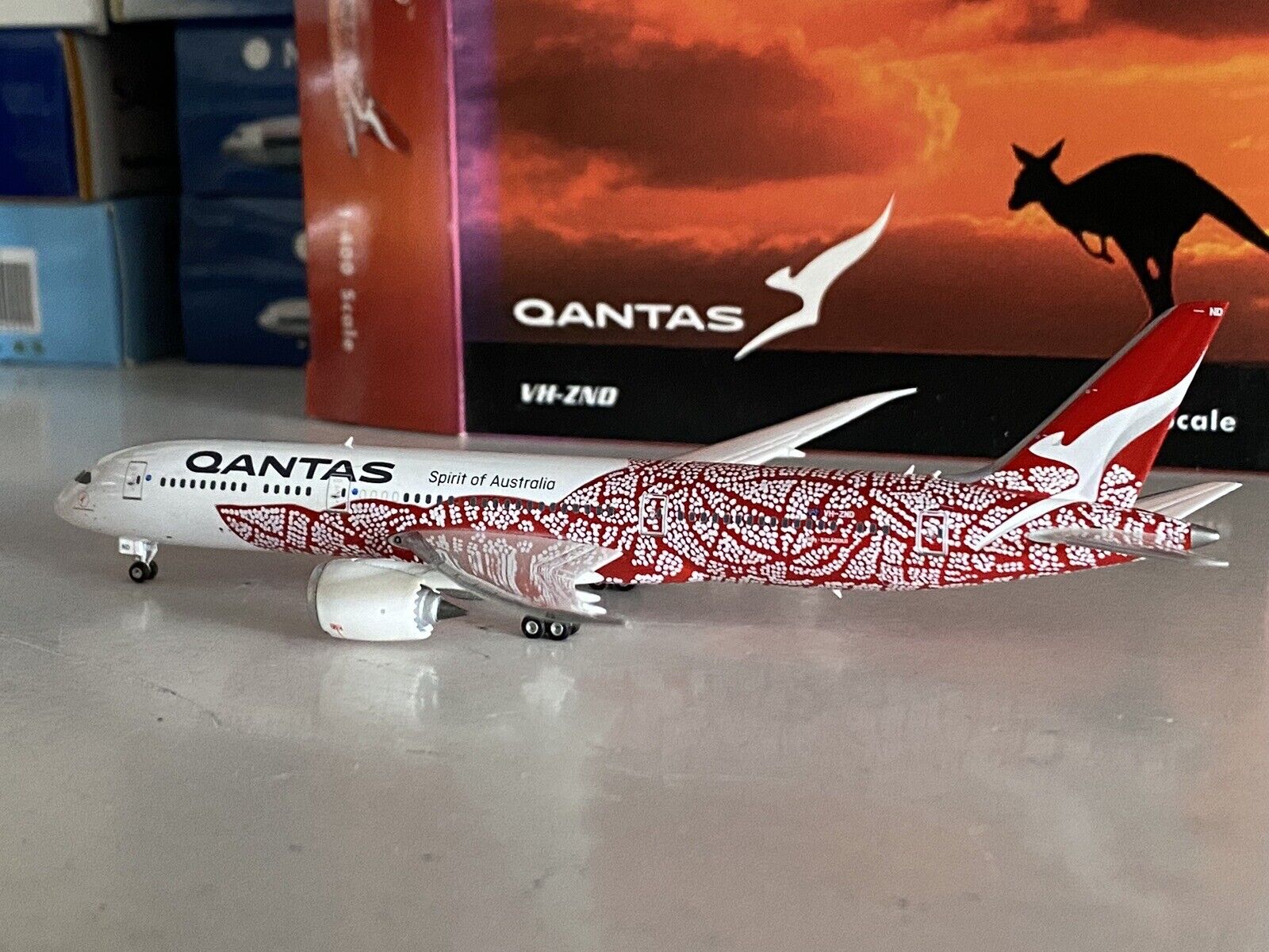 Phoenix Models Qantas Airways Boeing 787-9 1:400 VH-ZND PH404200 Balarnji