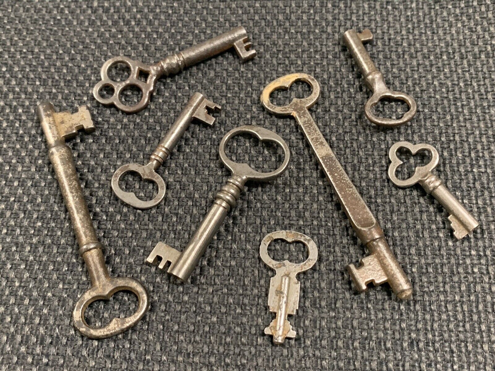 Vintage Antique Skeleton Keys