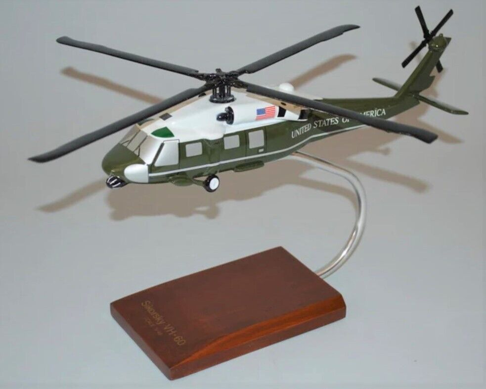 USMC Sikorsky VH-60 Seahawk Marine One Desk Top Display Helicopter 1/48 SC Model