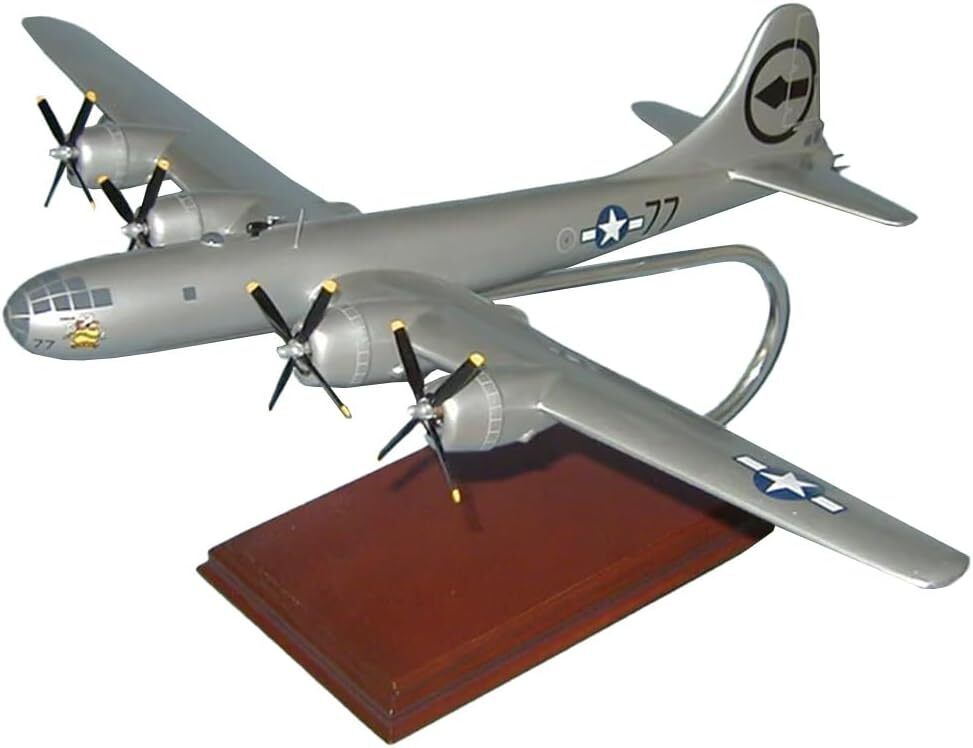USAF Boeing B-29 Superfortress Bockscar Desk Display 1/72 WW2 Model ES Airplane