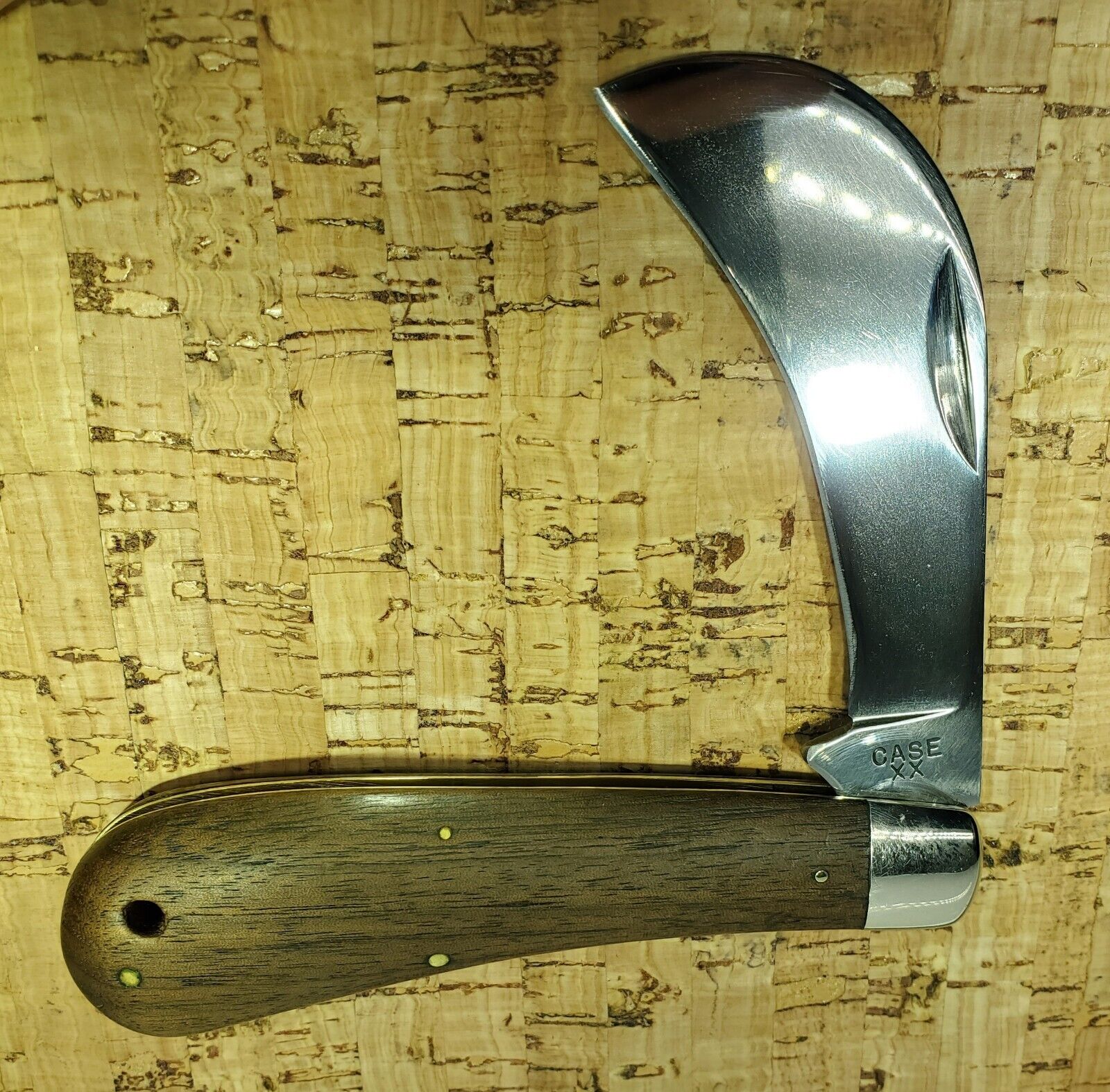 CASE XX KNIFE VINTAGE 11011 HAWKBILL PRUNING WOOD PREOWNED YR - 1945 - 1964
