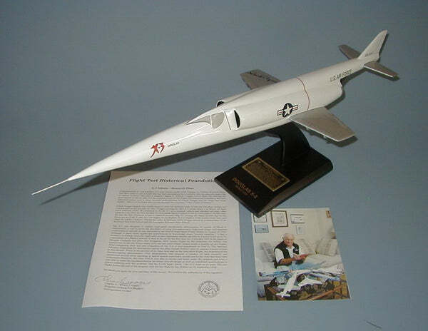 USAF Douglas X-3 Stiletto Chuck Yeager Signed COA Desk Model 1/32 SC Airplane