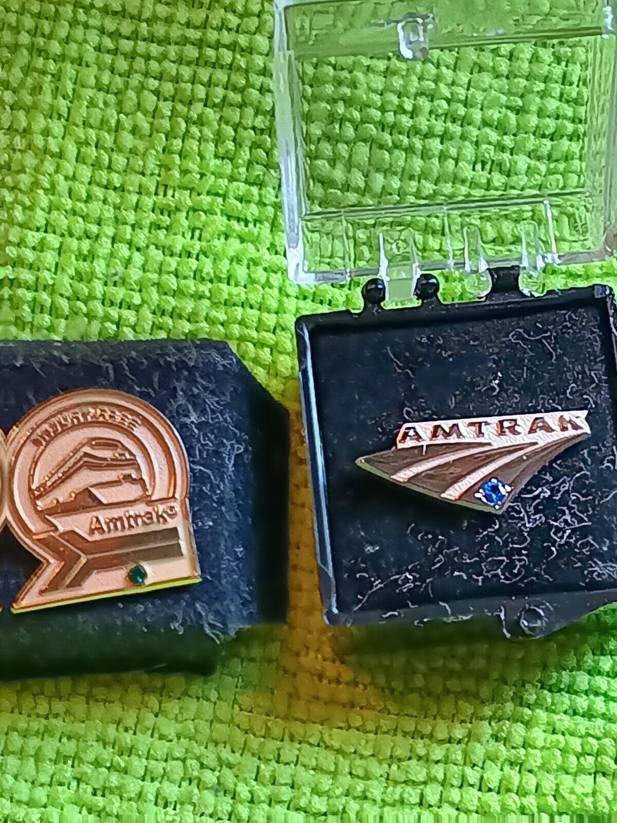  Amtrak Injury Free  Lapel Hat Pin And 20 Year Service Pin 